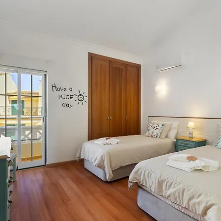 Holiday home Rosal House